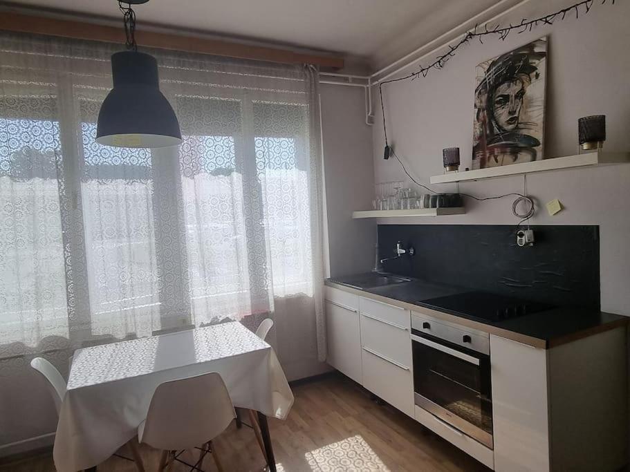 Cosy 2 Room Apartment With Nice Vibe, For Up To 4 Ljubljana Extérieur photo