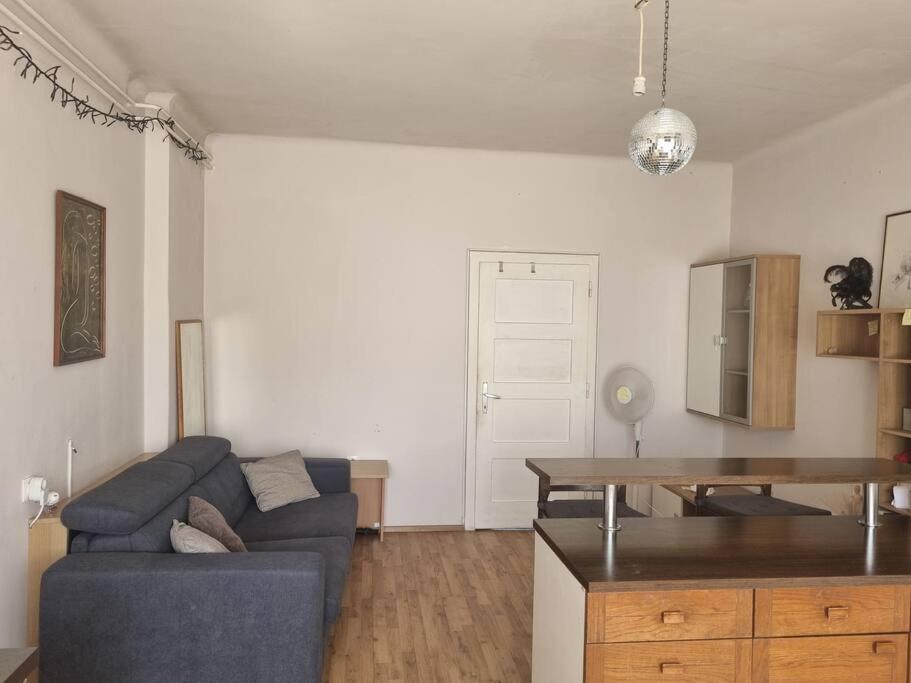 Cosy 2 Room Apartment With Nice Vibe, For Up To 4 Ljubljana Extérieur photo